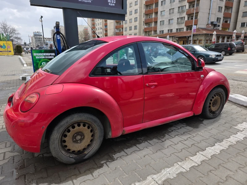 VW New beetle, снимка 14 - Автомобили и джипове - 49556788