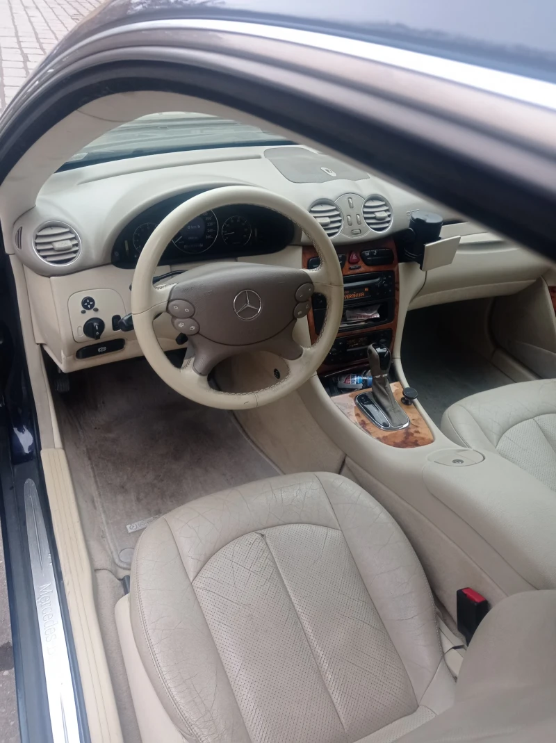 Mercedes-Benz CLK CLK 320, снимка 6 - Автомобили и джипове - 51353061