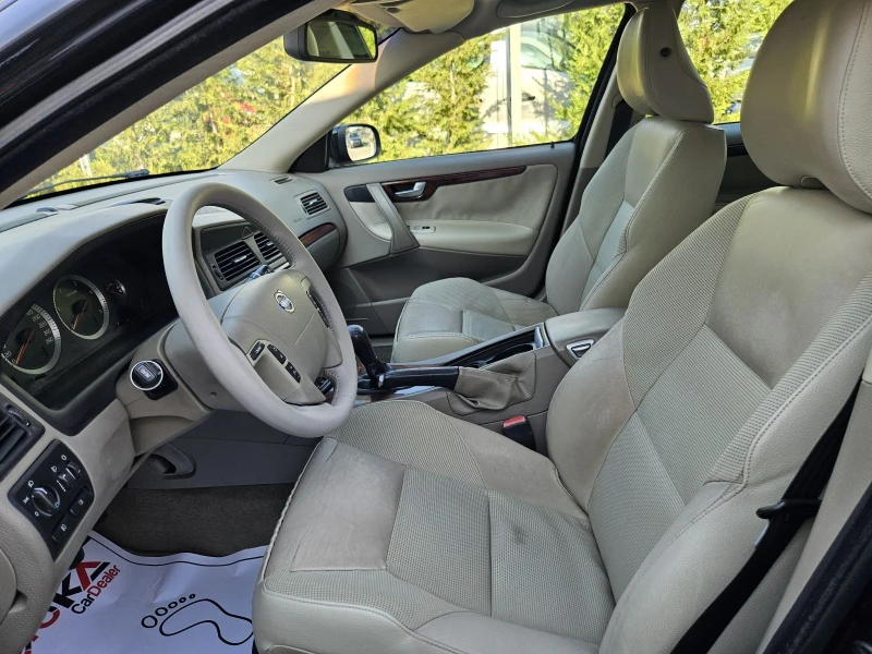 Volvo V70 2.4D-185кс= 6СКОРОСТИ= НАВИГАЦИЯ= КЛИМАТРОНИК , снимка 7 - Автомобили и джипове - 51446767