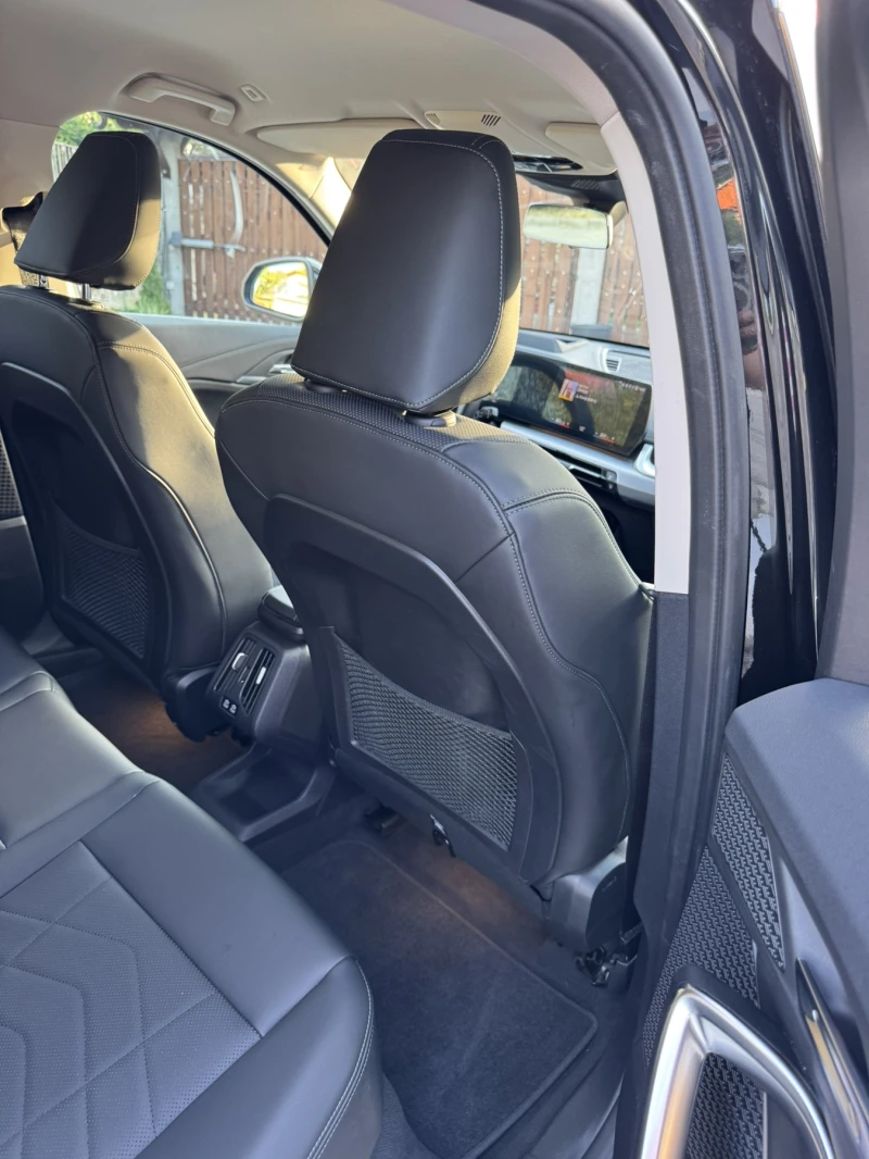 BMW iX1, снимка 9 - Автомобили и джипове - 52580064