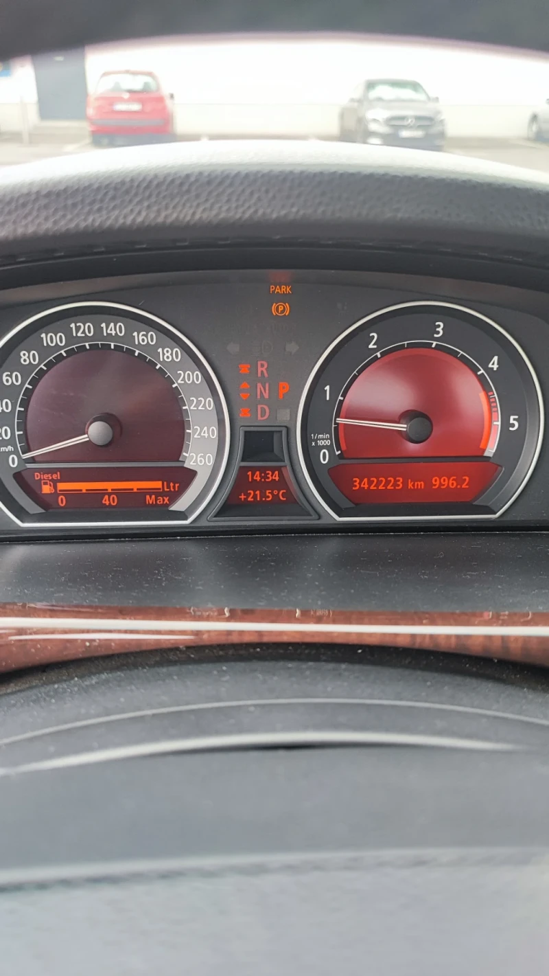 BMW 745 745D, снимка 10 - Автомобили и джипове - 52394685