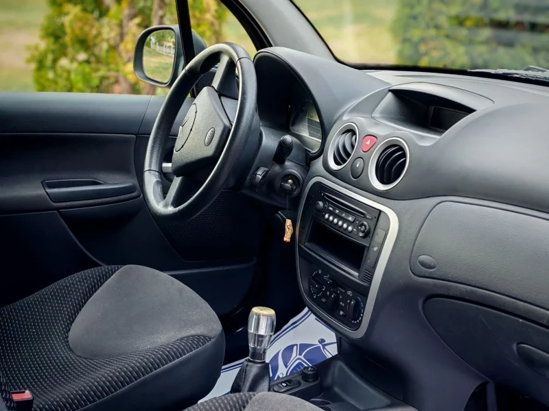 Citroen C3 1.4 коледна промоция!!!, снимка 5 - Автомобили и джипове - 52165519