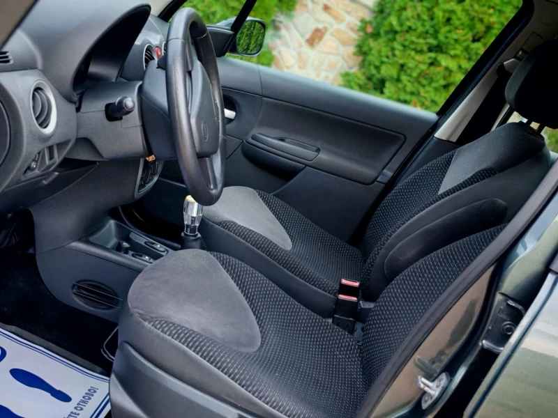 Citroen C3 1.4 коледна промоция!!!, снимка 12 - Автомобили и джипове - 52165519