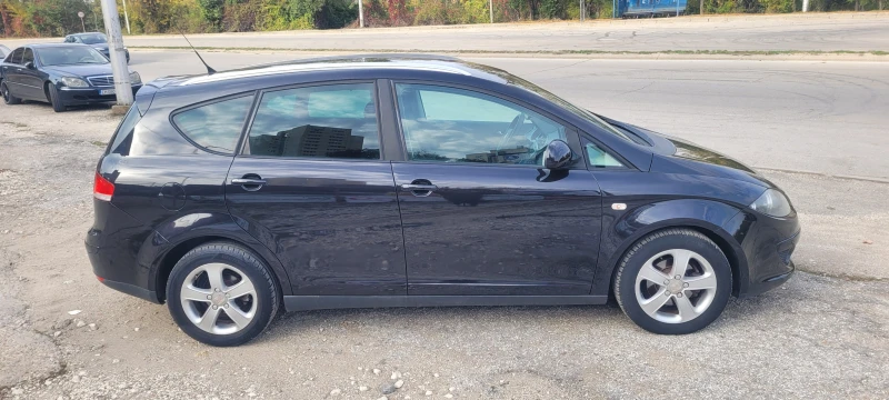 Seat Altea XL 1.6 GAS 102k.c., снимка 5 - Автомобили и джипове - 52135360