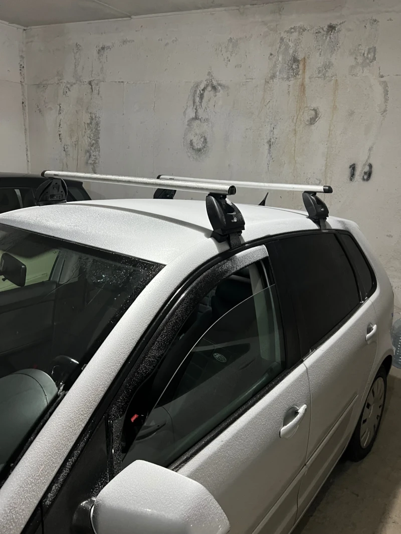 VW Polo 1.6i Tiptronic, снимка 9 - Автомобили и джипове - 52530644