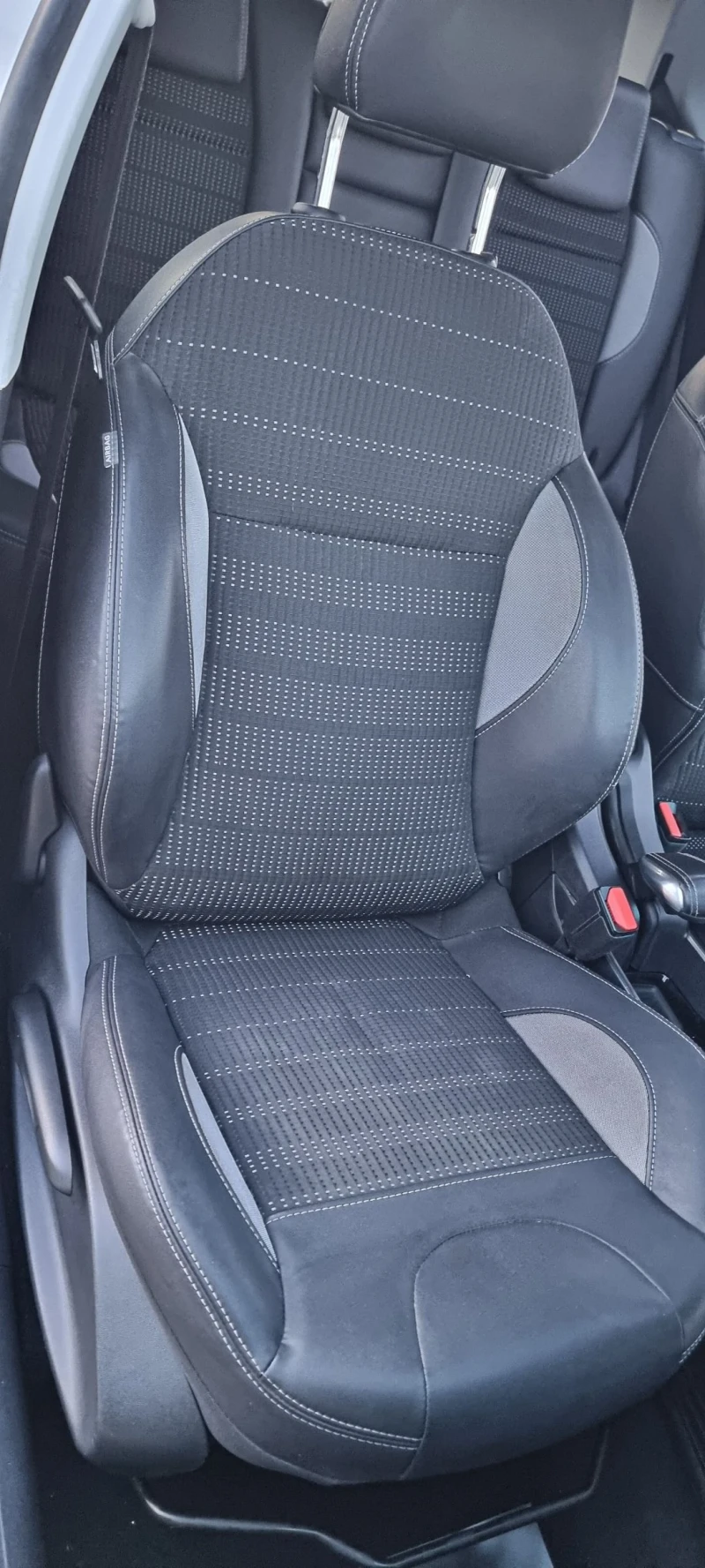 Peugeot 2008 1.6 e-HDI Crossway, снимка 14 - Автомобили и джипове - 52424936