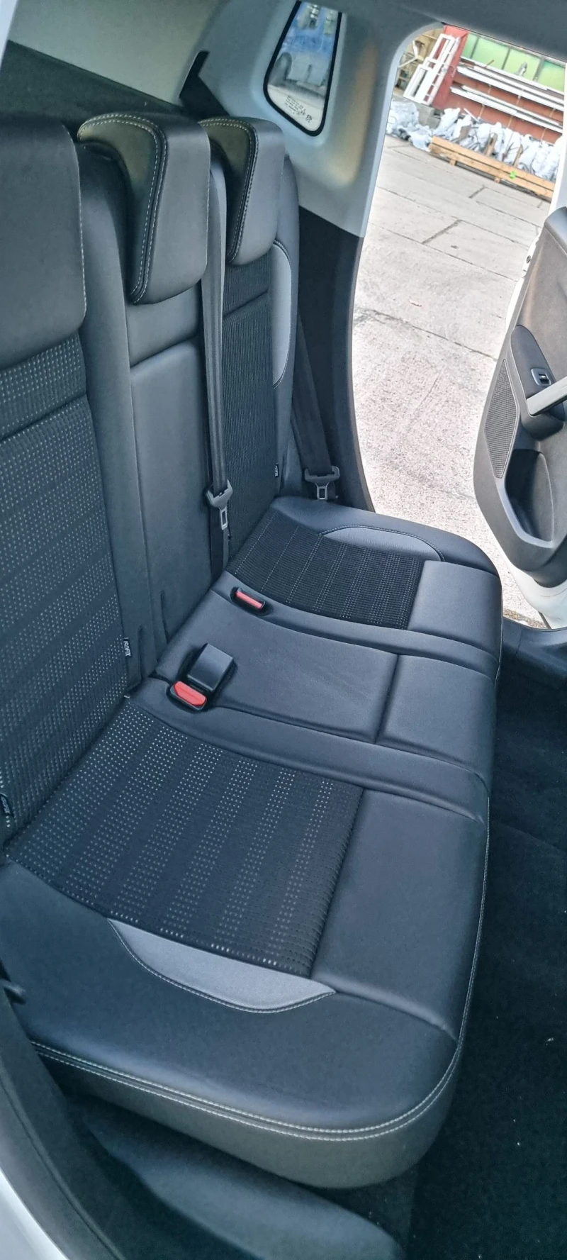 Peugeot 2008 1.6 e-HDI Crossway, снимка 15 - Автомобили и джипове - 52424936