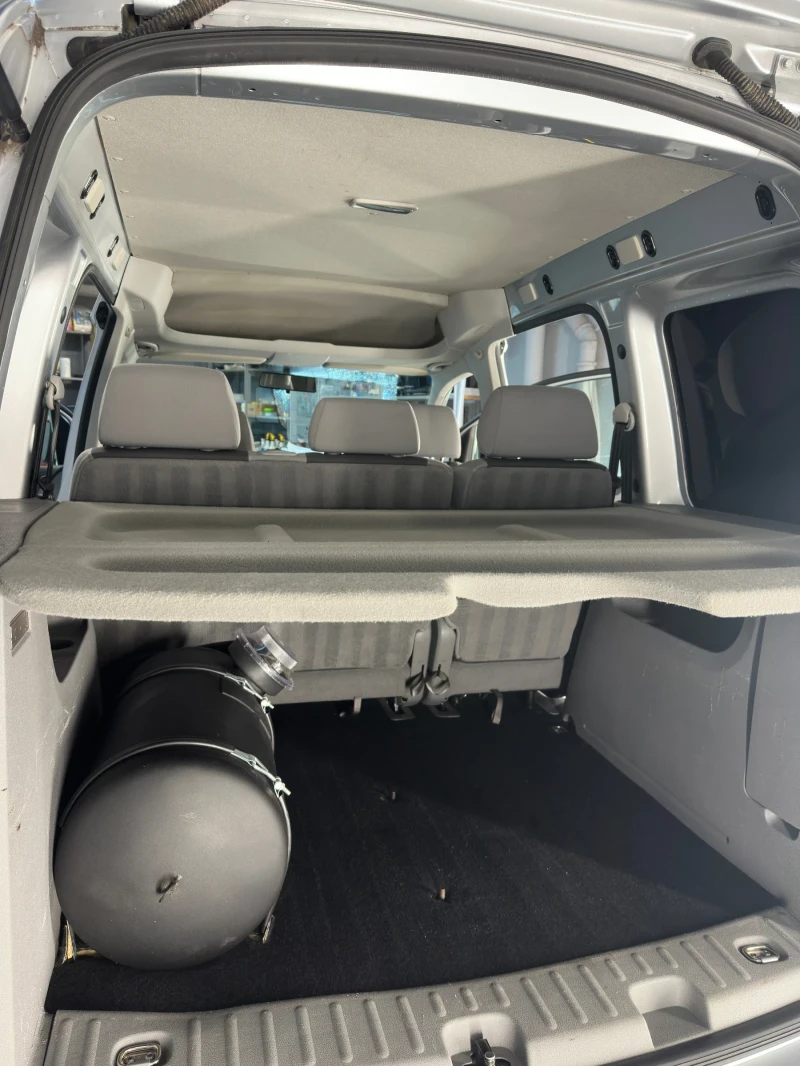 VW Caddy 2.0i Life Ecofuel & LPG , снимка 12 - Автомобили и джипове - 52702811