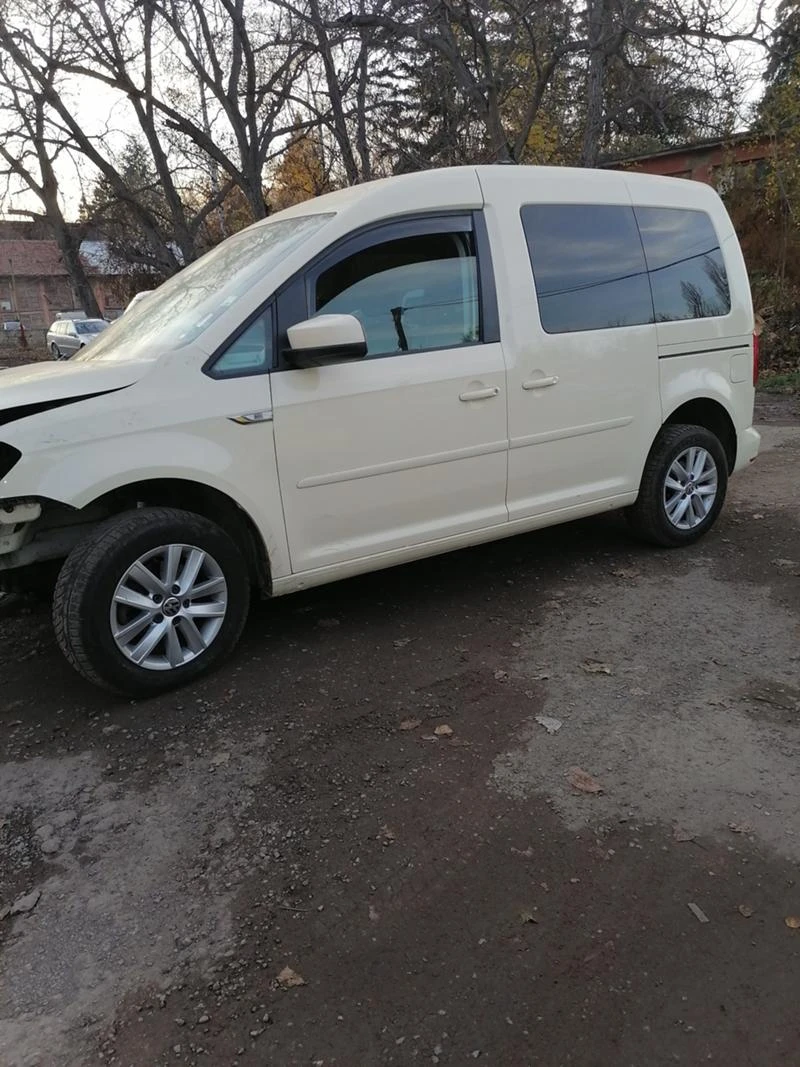 VW Caddy 2.0TDI, снимка 1 - Автомобили и джипове - 34318604