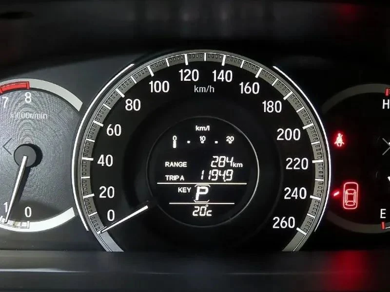 Honda Accord, снимка 8 - Автомобили и джипове - 56688122
