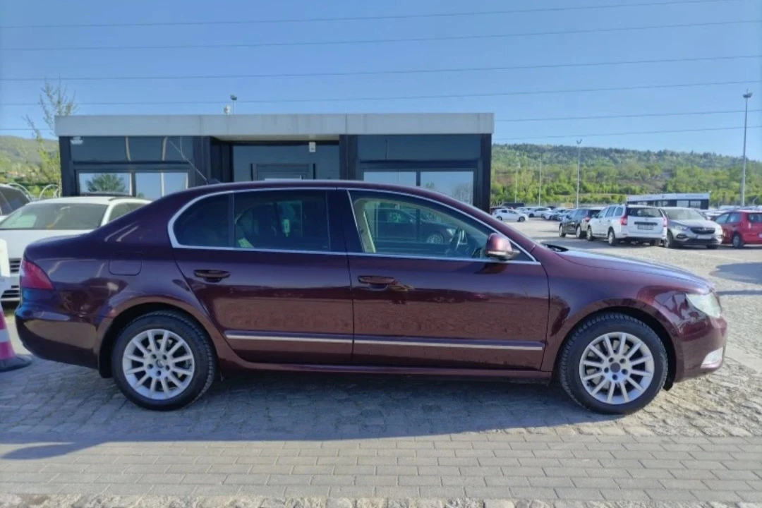 Skoda Superb  - изображение 4