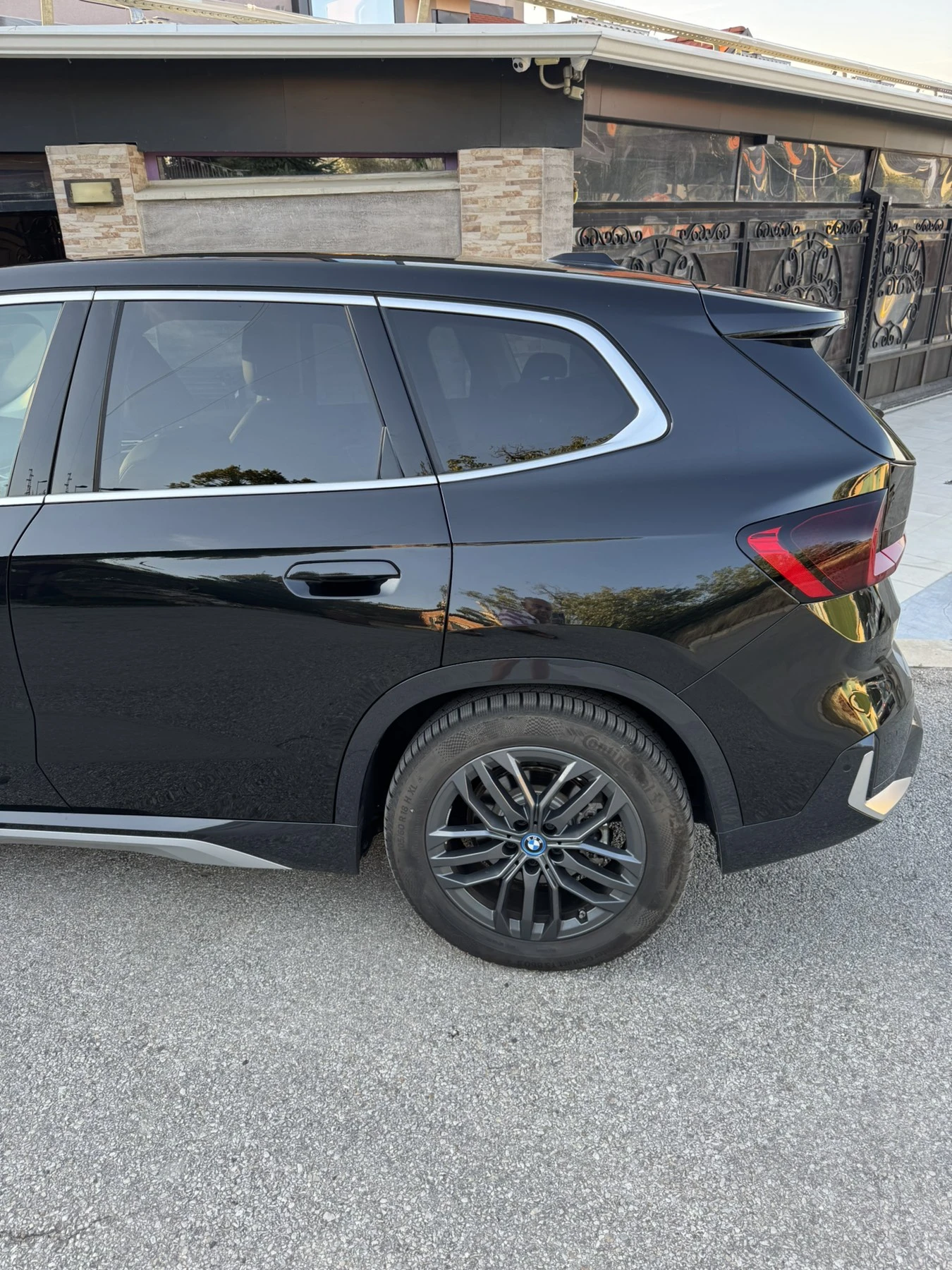 BMW iX1 | Mobile.bg   4