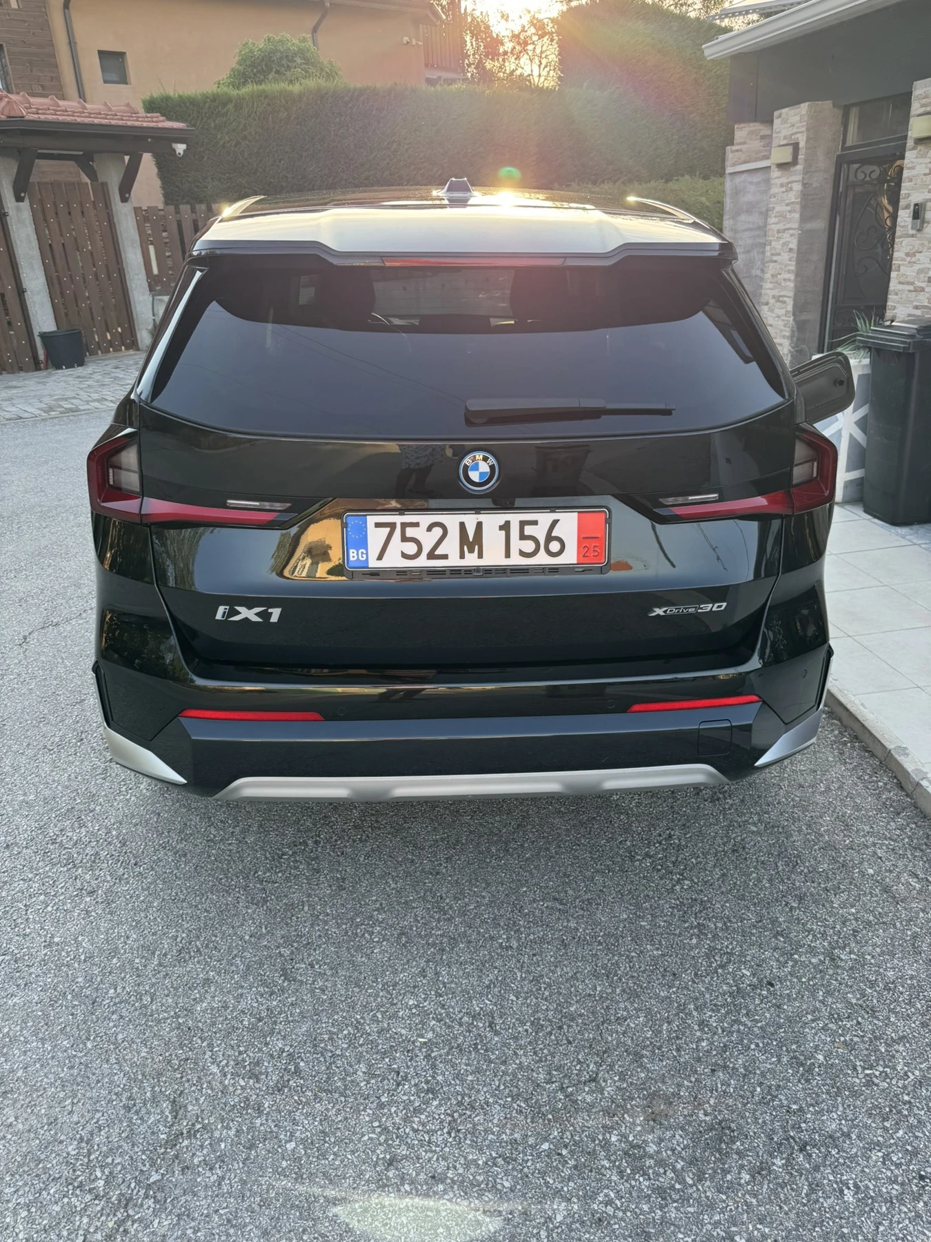 BMW iX1 | Mobile.bg   3