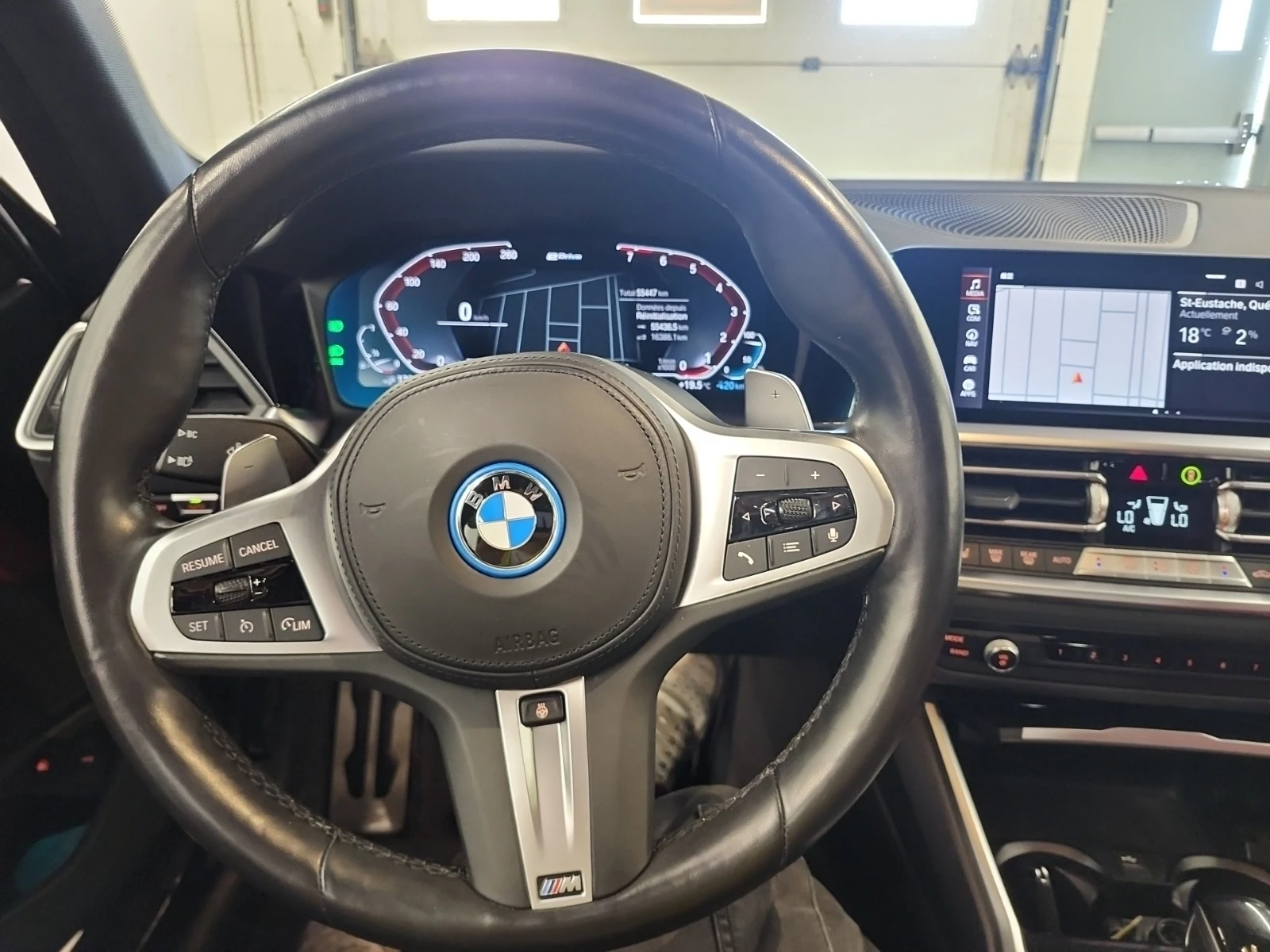 BMW 330 e* CARFAX* ОПЦИЯ ЗА ФИНАНСИРАНЕ*  - изображение 9