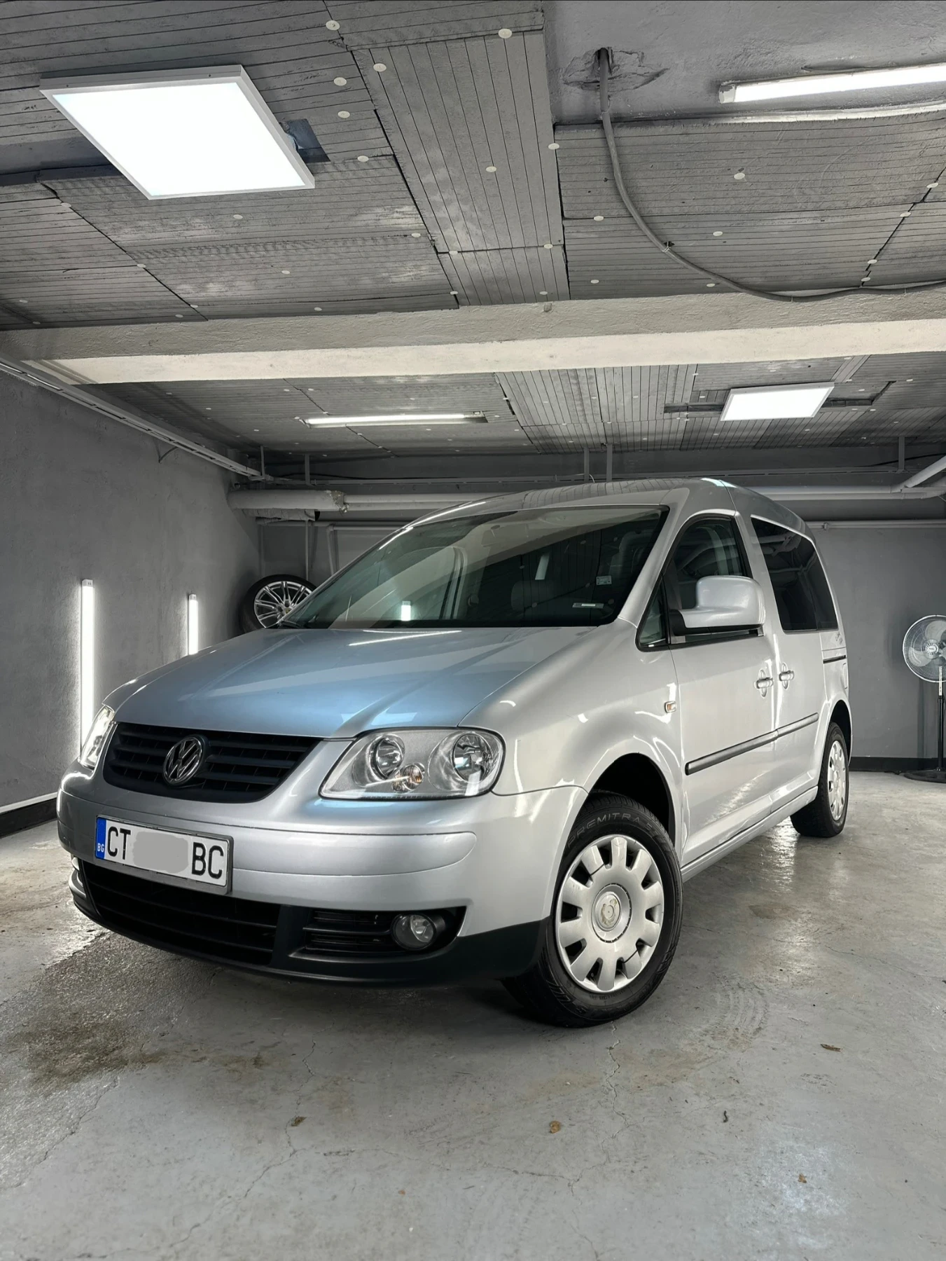 VW Caddy 2.0i Life Ecofuel & LPG  | Mobile.bg   1