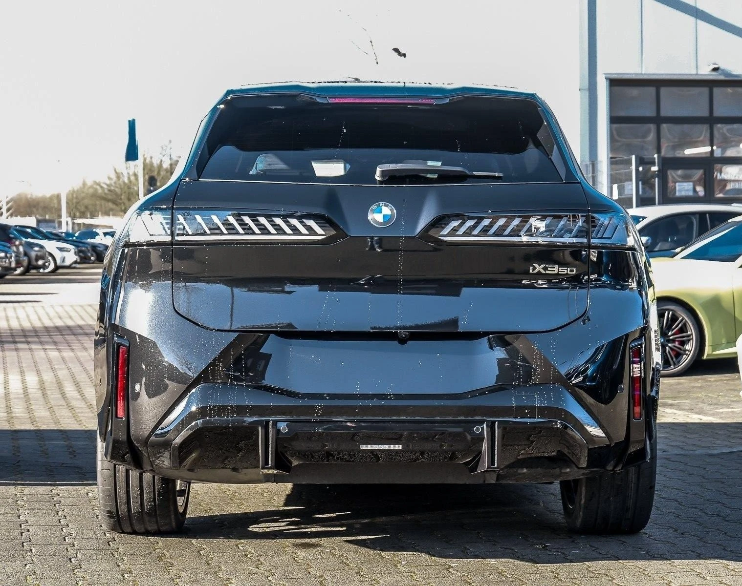 BMW iX3 50* xDRIVE* M SPORT* 360 CAM* H/K* PANO* DISTR* KE, снимка 4 - Автомобили и джипове - 53822088