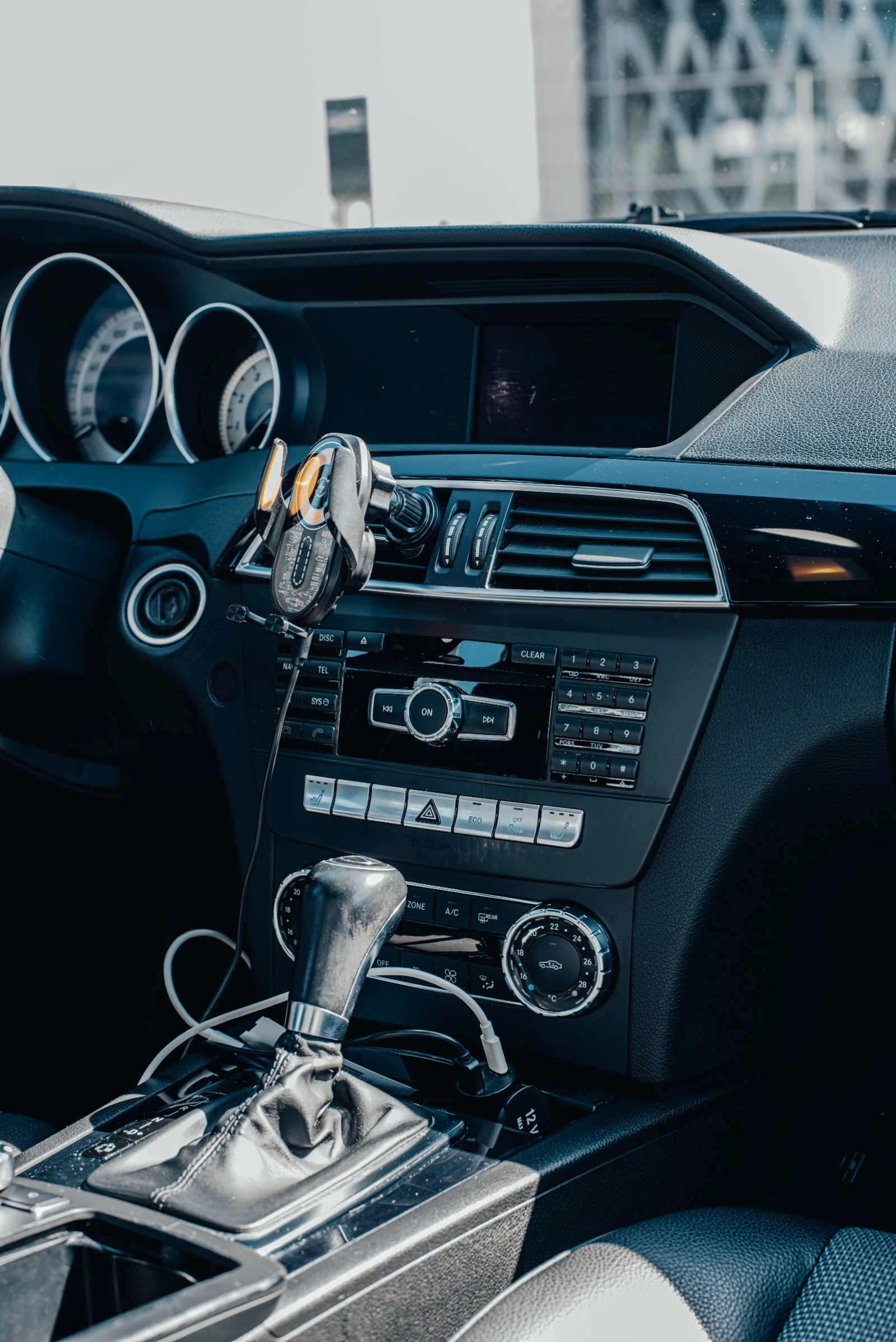 Mercedes-Benz C 180, снимка 5 - Автомобили и джипове - 53865410