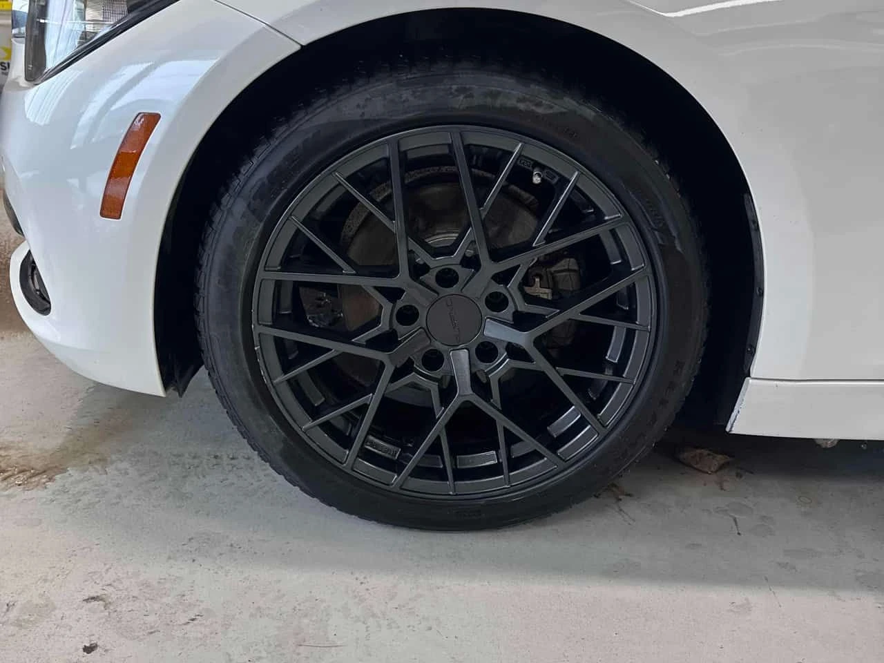 BMW 320 * xDrive * CARFAX * ПАНОРАМА * KEYLESS * ПОДГРЕВИ, снимка 7 - Автомобили и джипове - 54039741