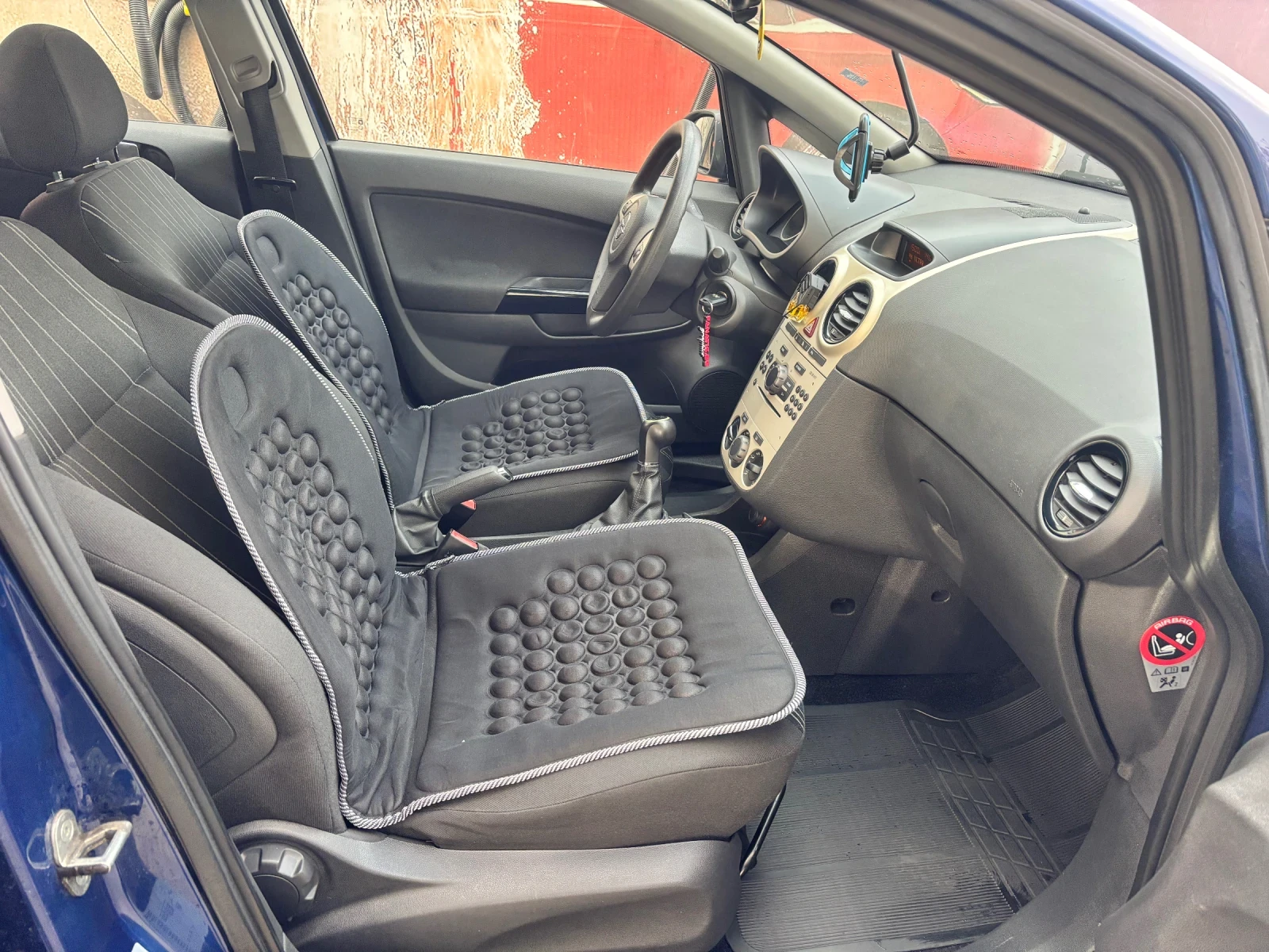 Opel Corsa, снимка 5 - Автомобили и джипове - 54140759