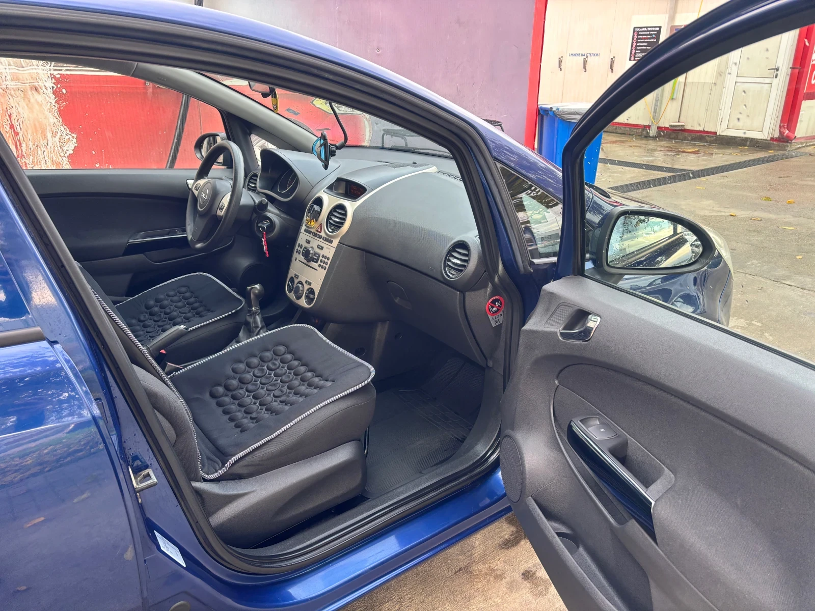 Opel Corsa, снимка 6 - Автомобили и джипове - 54140759