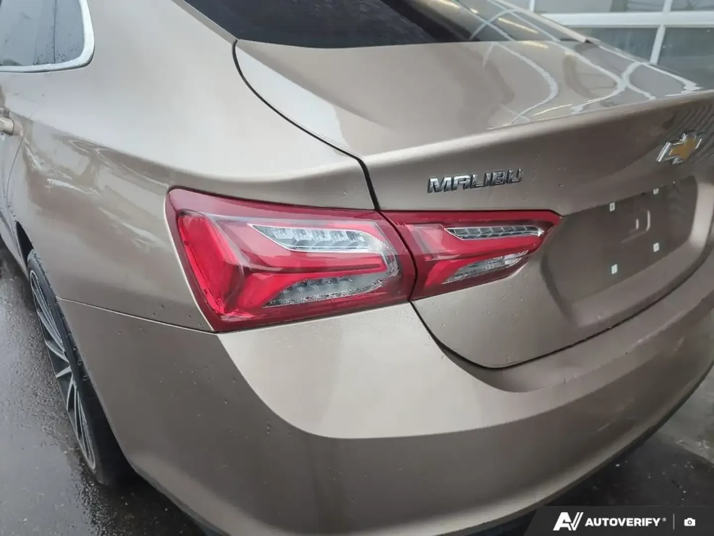 Chevrolet Malibu LT Turbo LED CARPLAY KEYLESS CAM LANЕ ASS ПОДГРЕВ, снимка 11 - Автомобили и джипове - 54150476