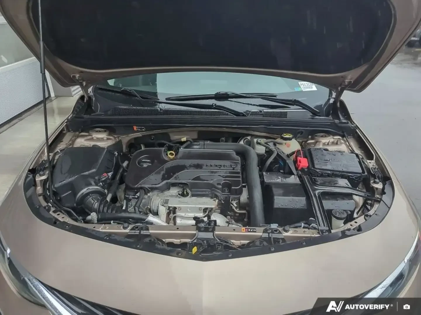 Chevrolet Malibu LT Turbo LED CARPLAY KEYLESS CAM LANЕ ASS ПОДГРЕВ, снимка 10 - Автомобили и джипове - 54150476