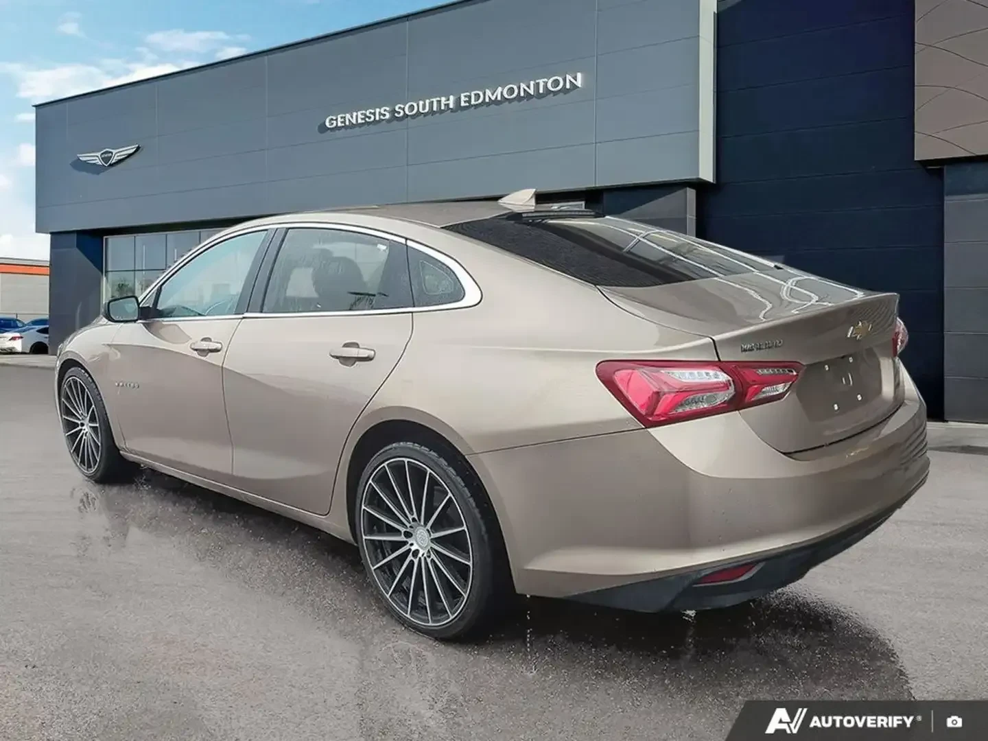 Chevrolet Malibu LT Turbo LED CARPLAY KEYLESS CAM LANЕ ASS ПОДГРЕВ, снимка 4 - Автомобили и джипове - 54150476