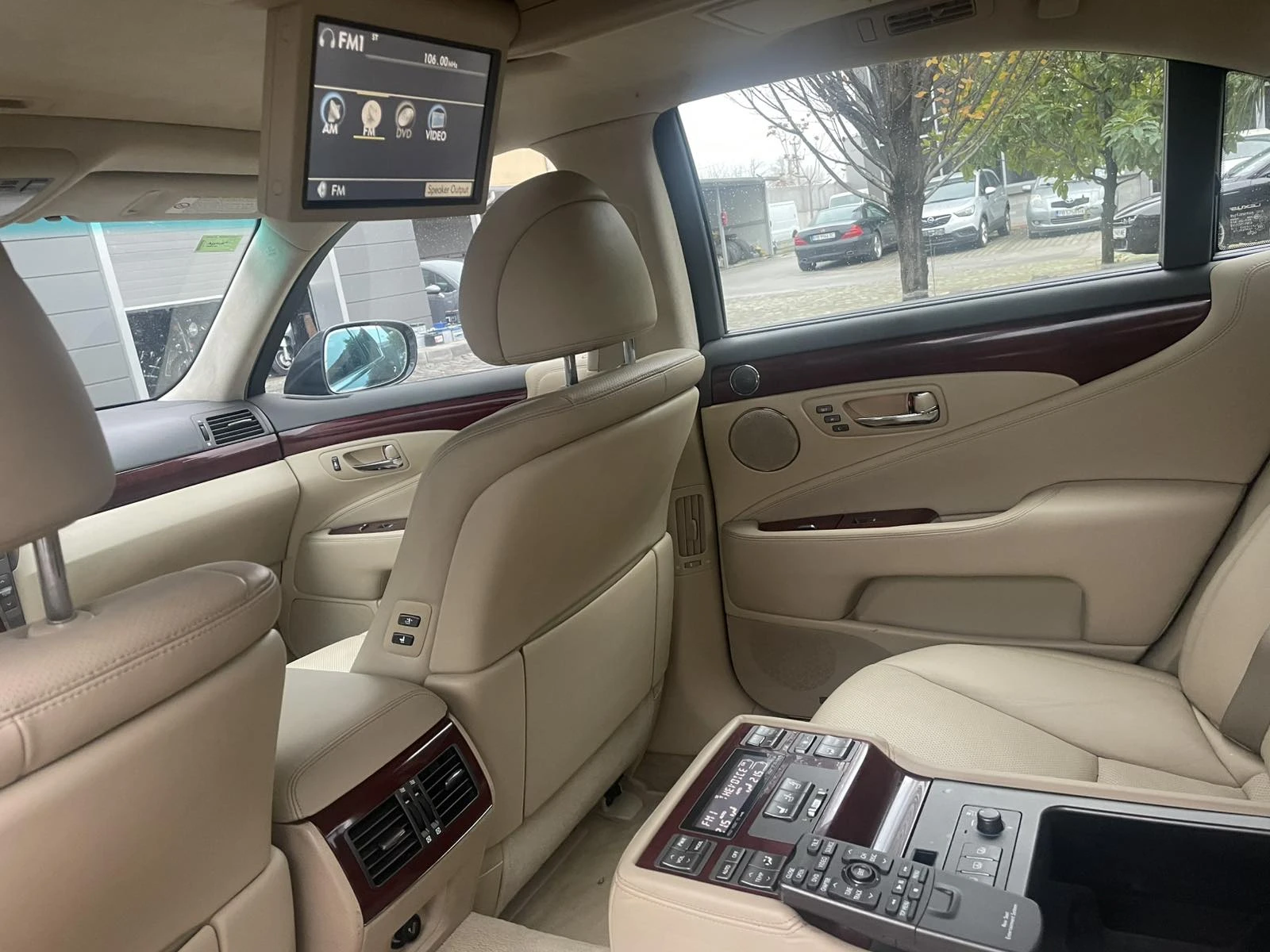 Lexus LS 460 | Mobile.bg � ����������� 15