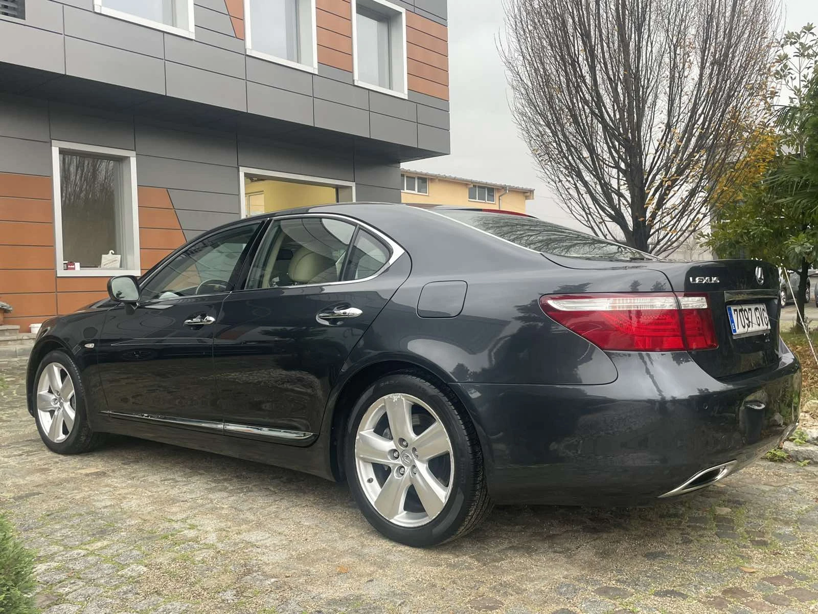 Lexus LS 460 | Mobile.bg � ����������� 6