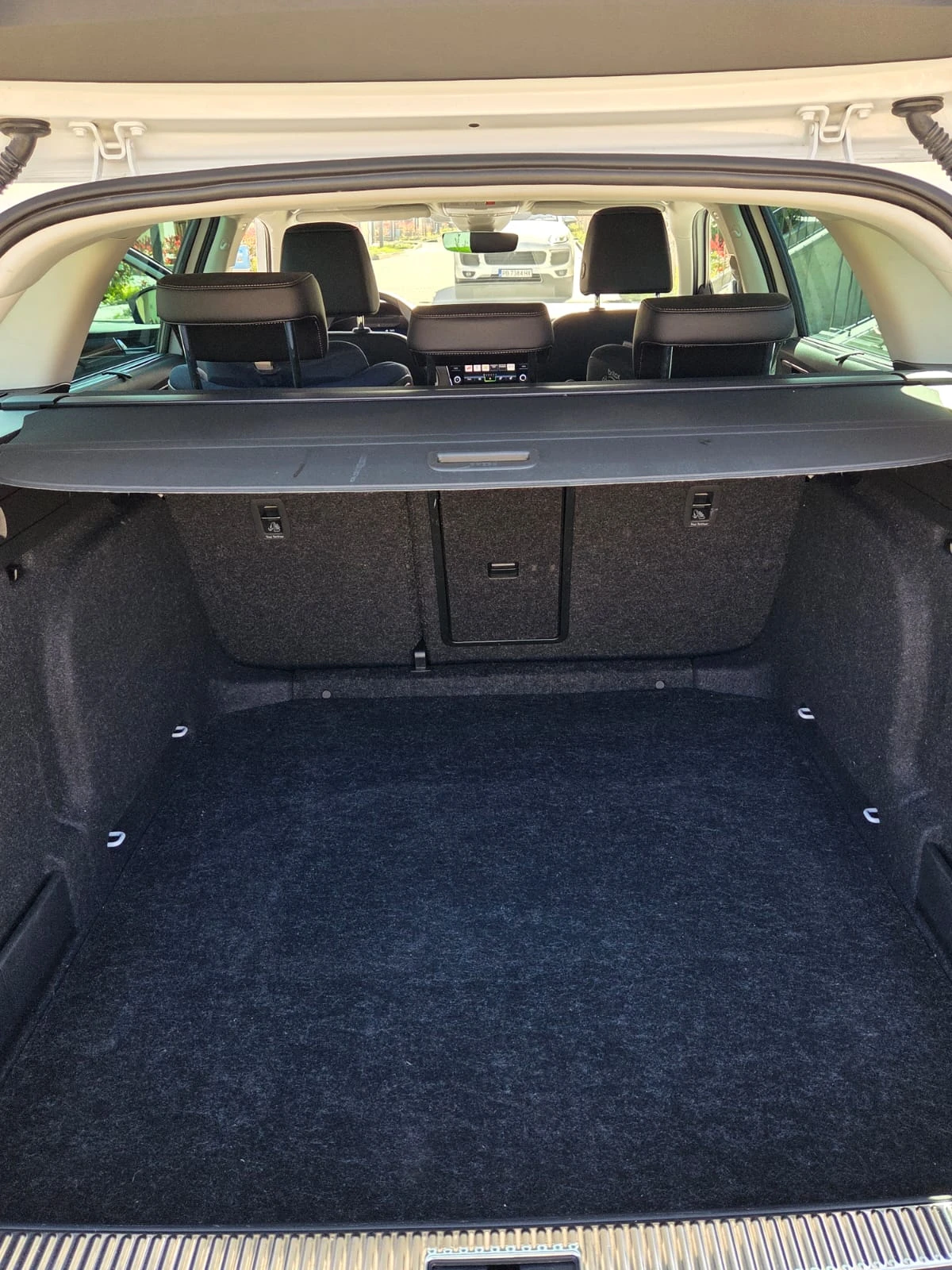 Skoda Superb Scout, снимка 15 - Автомобили и джипове - 54310401