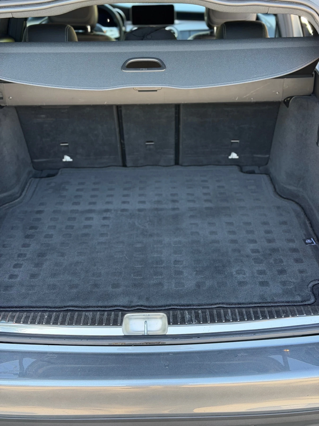 Mercedes-Benz C 220, снимка 13 - Автомобили и джипове - 54440572