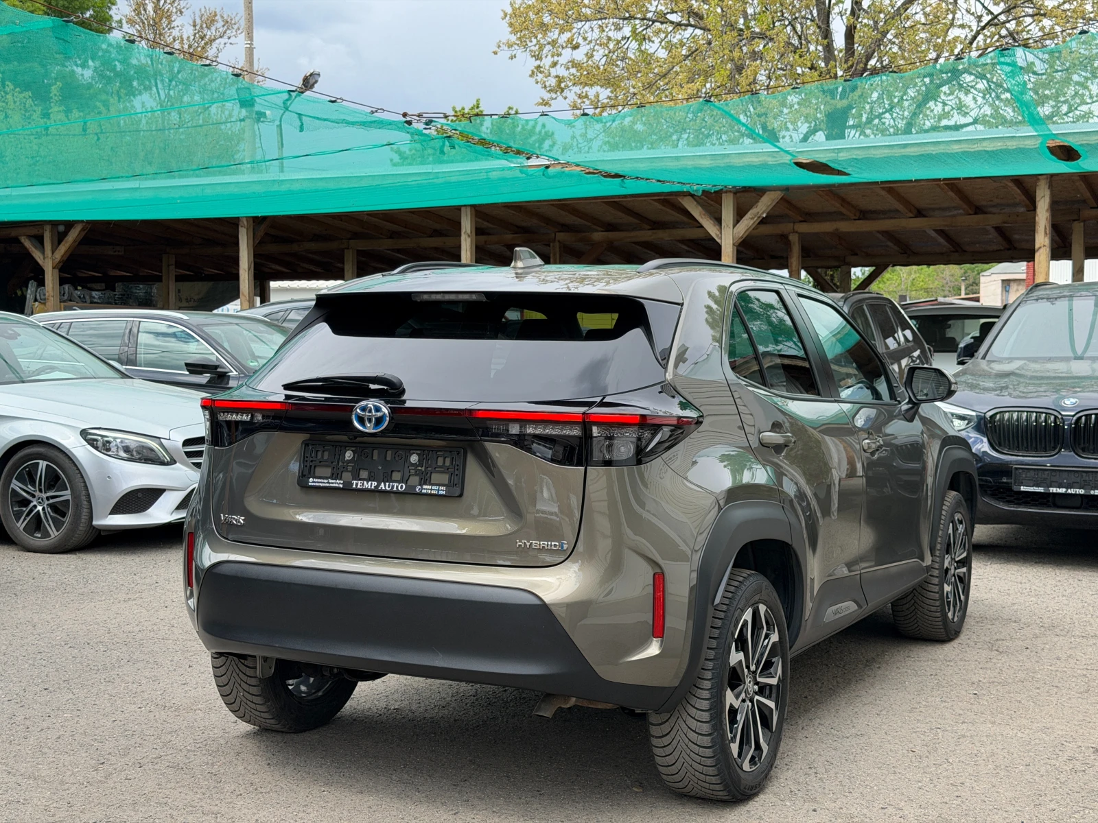 Toyota Yaris Cross 1.5-116к.с.Hybrid* ПЪЛНА СЕРВИЗНА ИСТОРИЯ, снимка 3 - Автомобили и джипове - 54574651