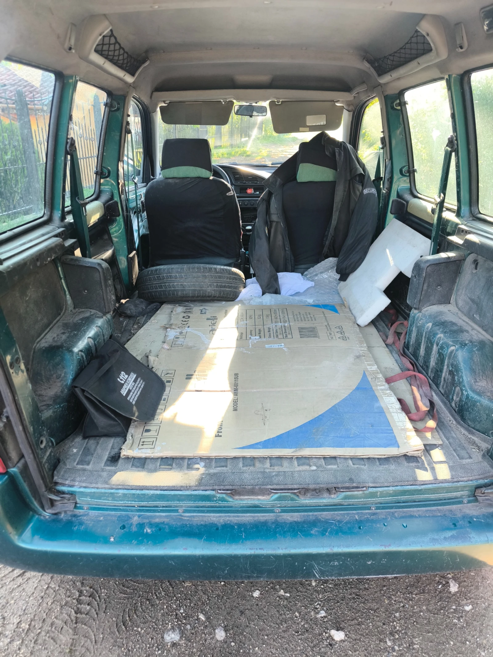 Citroen Berlingo, снимка 3 - Автомобили и джипове - 54596485