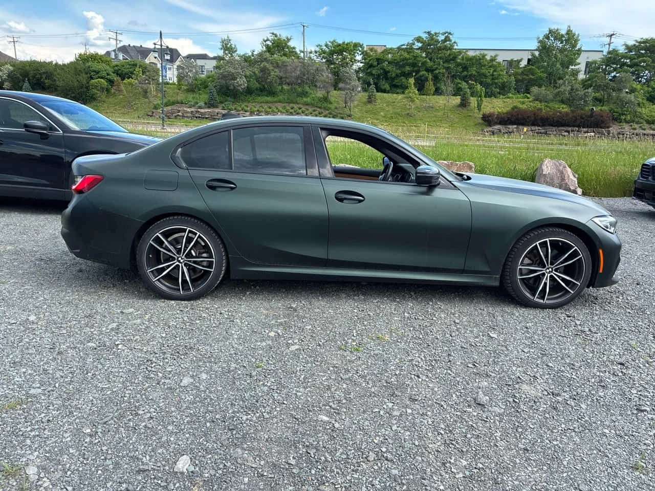 BMW 330 * xDrive * CARFAX * ПОДГРЕВИ * HEAD-UP * ПАНО * , снимка 3 - Автомобили и джипове - 54949559