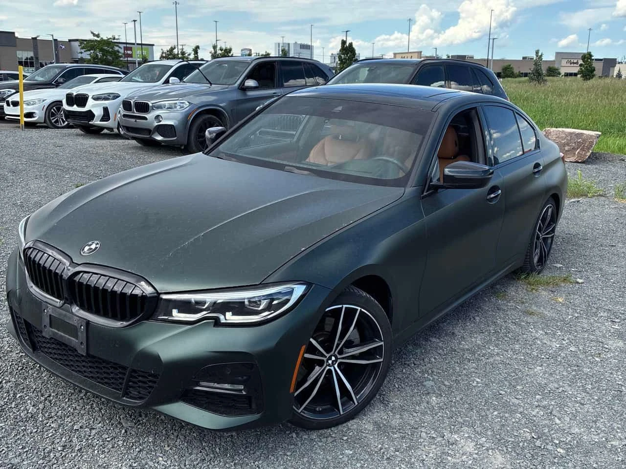 BMW 330 * xDrive * CARFAX * ПОДГРЕВИ * HEAD-UP * ПАНО * 