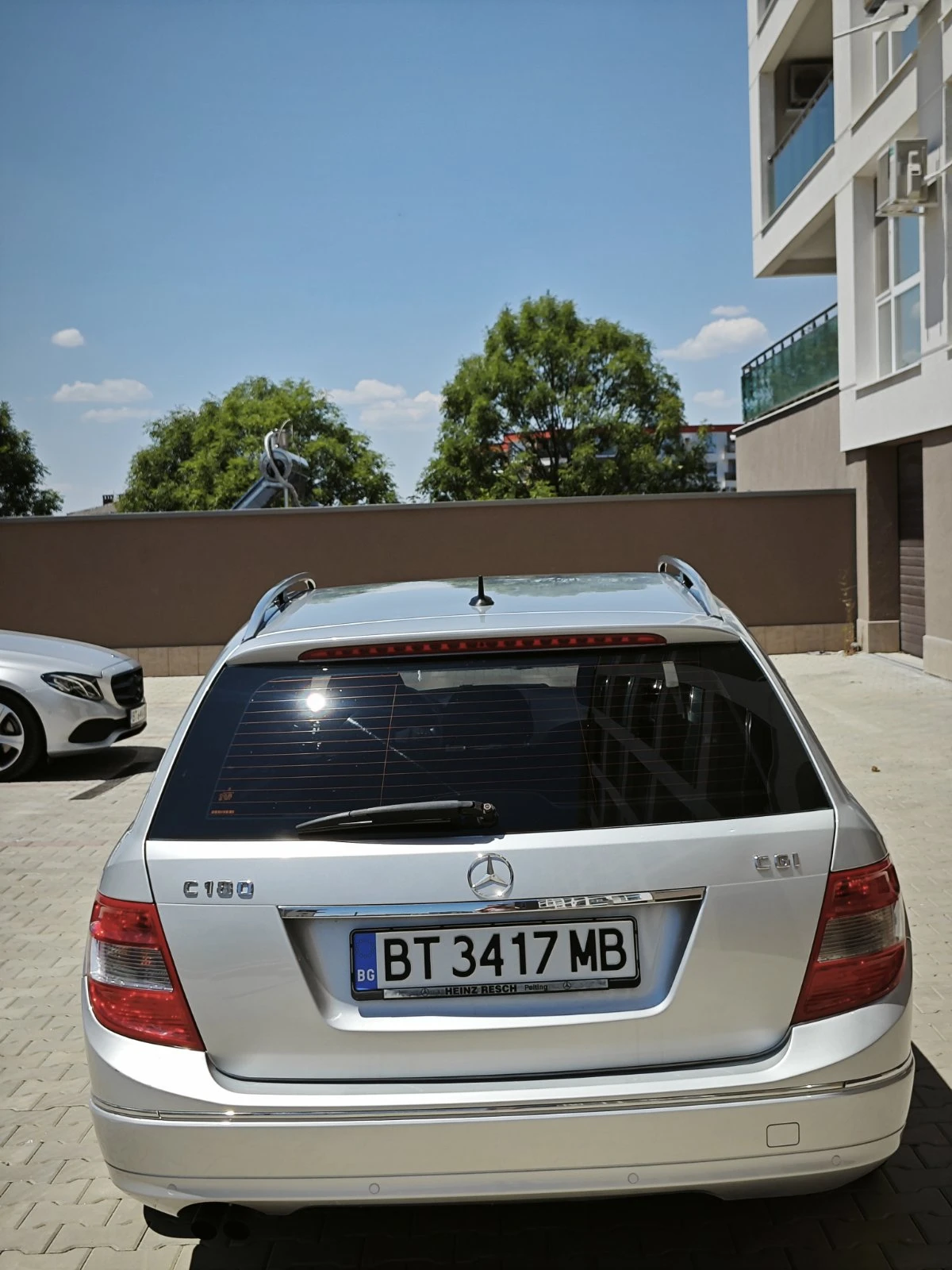 Mercedes-Benz C 180, снимка 5 - Автомобили и джипове - 55046880