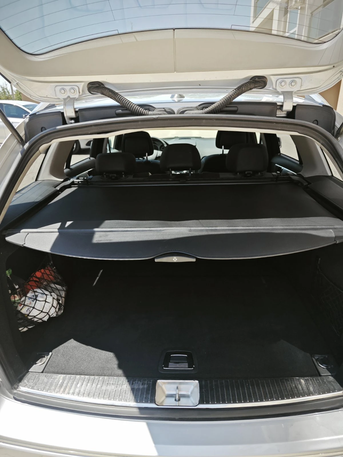 Mercedes-Benz C 180, снимка 4 - Автомобили и джипове - 55046880