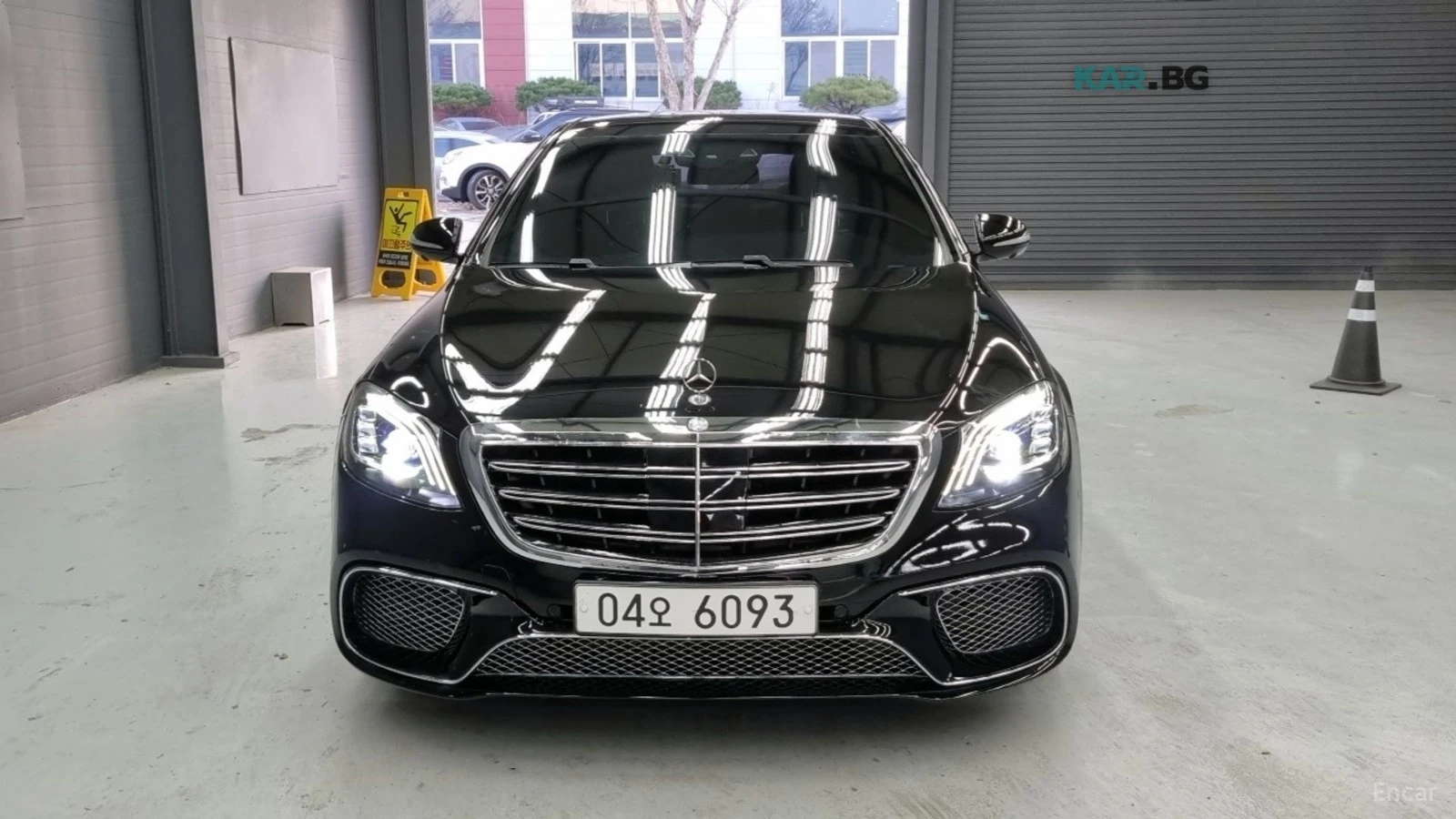 Mercedes-Benz S 350 4MATIC* S65 AMG PACK* * ОБДУХВ* BURMAS.* PANO* 360, снимка 3 - Автомобили и джипове - 55105805
