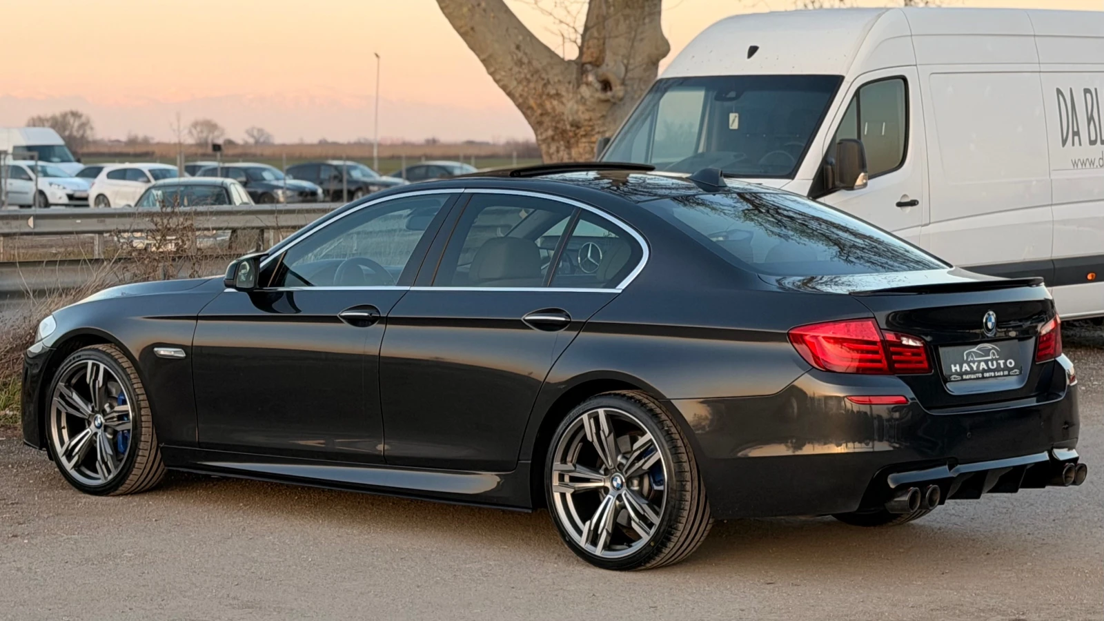 BMW 530 d= M-performance= Distronic= Keyless= HUD= Soft Cl, снимка 7 - Автомобили и джипове - 55331576