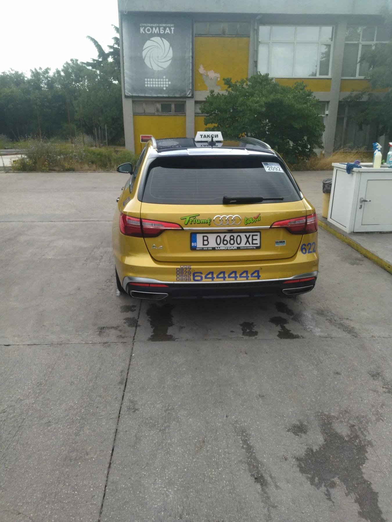 Audi A4, снимка 4 - Автомобили и джипове - 55501040