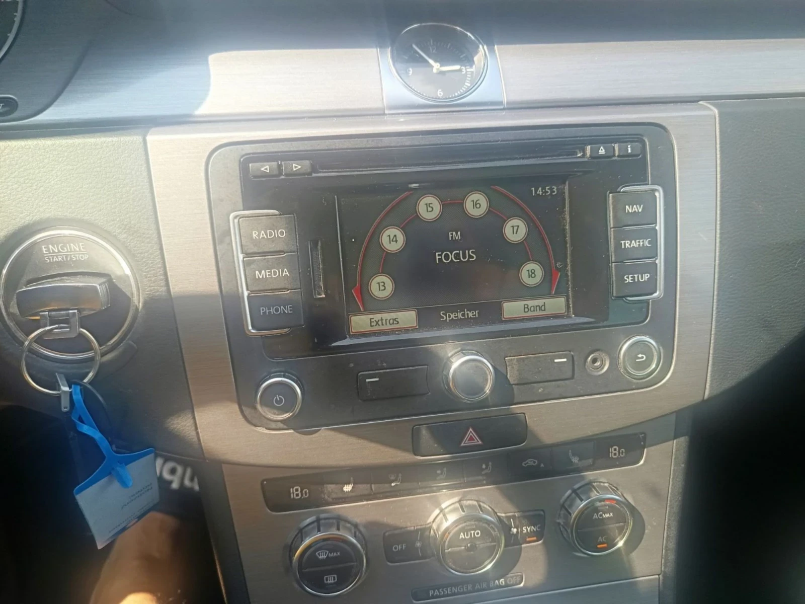 VW Passat AVTOMAT, снимка 8 - Автомобили и джипове - 55575768