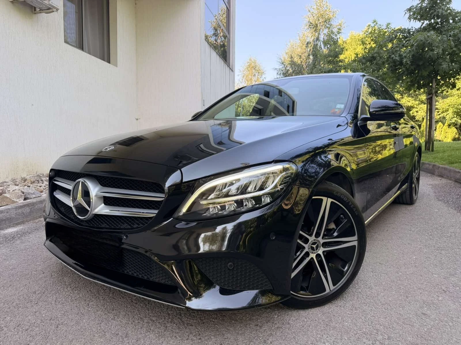 Mercedes-Benz C 200 FACE / EQ BOOST, снимка 3 - Автомобили и джипове - 55629332