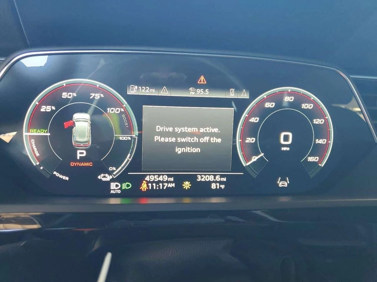 Audi E-Tron * quattro Premium Plus * CARFAX * БЕЗ ПЪРВОНАЧАЛНА, снимка 9 - Автомобили и джипове - 56169060