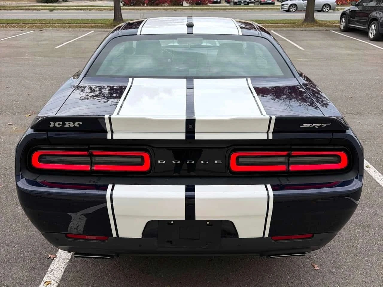 Dodge Challenger, снимка 4 - Автомобили и джипове - 56730359