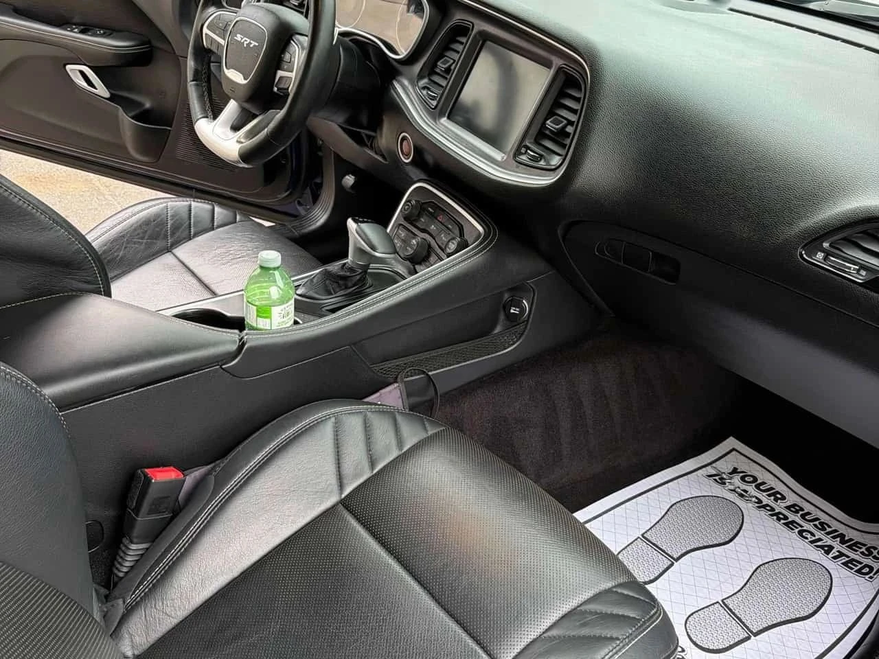 Dodge Challenger, снимка 16 - Автомобили и джипове - 56730359