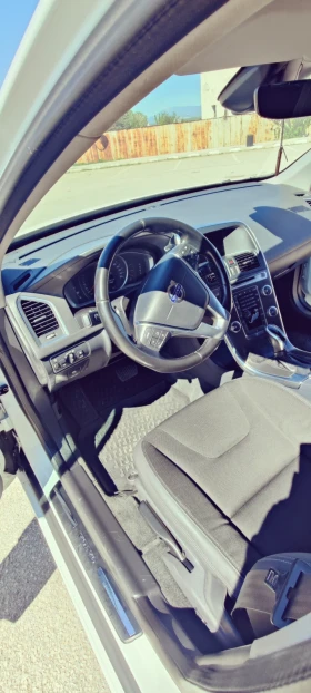 Volvo XC60, снимка 8