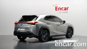 Lexus UX 250h | TOP SERVICE 80K KM, снимка 2