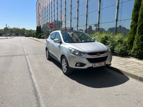 Обява за продажба на Hyundai IX35 Панорама, камера, подгрев, патктроници, Keyless Go ~15 400 лв. - изображение 4