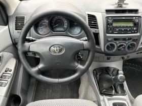 Toyota Hilux 2.5 D-4D A/C, снимка 11