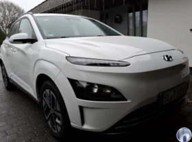 Hyundai Kona Select